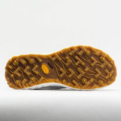 Norda 001 Women's White/Gum -Cheap On Running || Hoka || BROOKS Store 048431 4