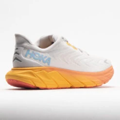 HOKA Arahi 6 Women's Nimbus Cloud/Blanc De Blanc -Cheap On Running || Hoka || BROOKS Store 048507 6