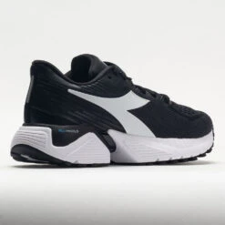 Diadora Mythos Blushield Vigore Women's Black/White -Cheap On Running || Hoka || BROOKS Store 048601 6